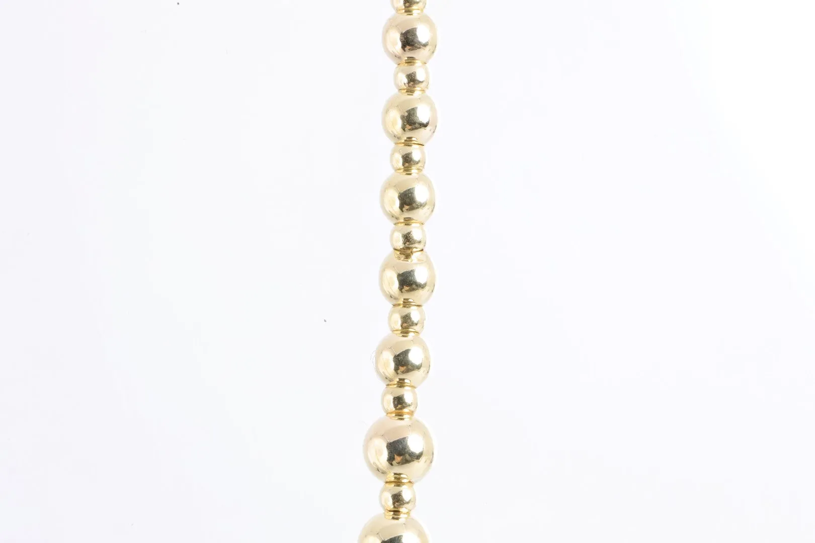 18" 14k Yellow Gold Graduated Bead Necklace (5.19g.)