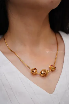 AVANTHIKA NECKLACE