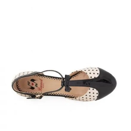 Stylish 1940s Black Polka Dot Platform High Heels with a Flattering Blush Accent