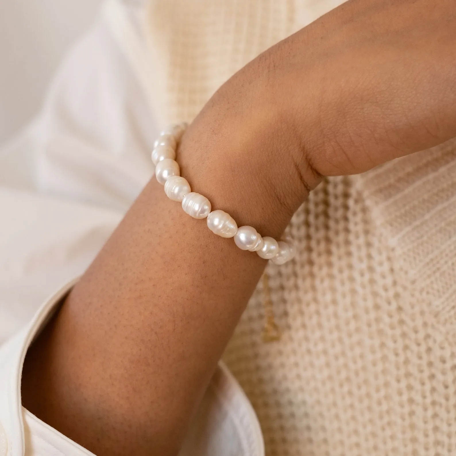 Bold Pearl Bracelet