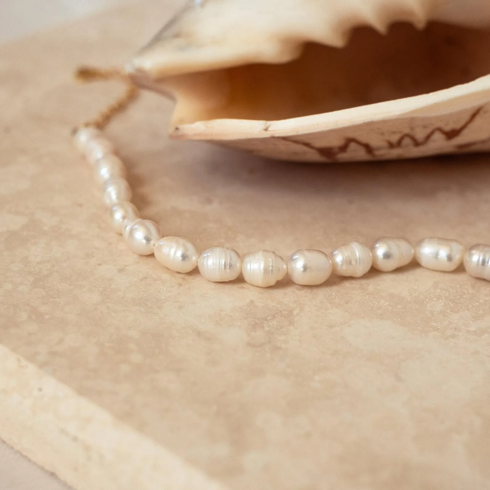 Bold Pearl Bracelet