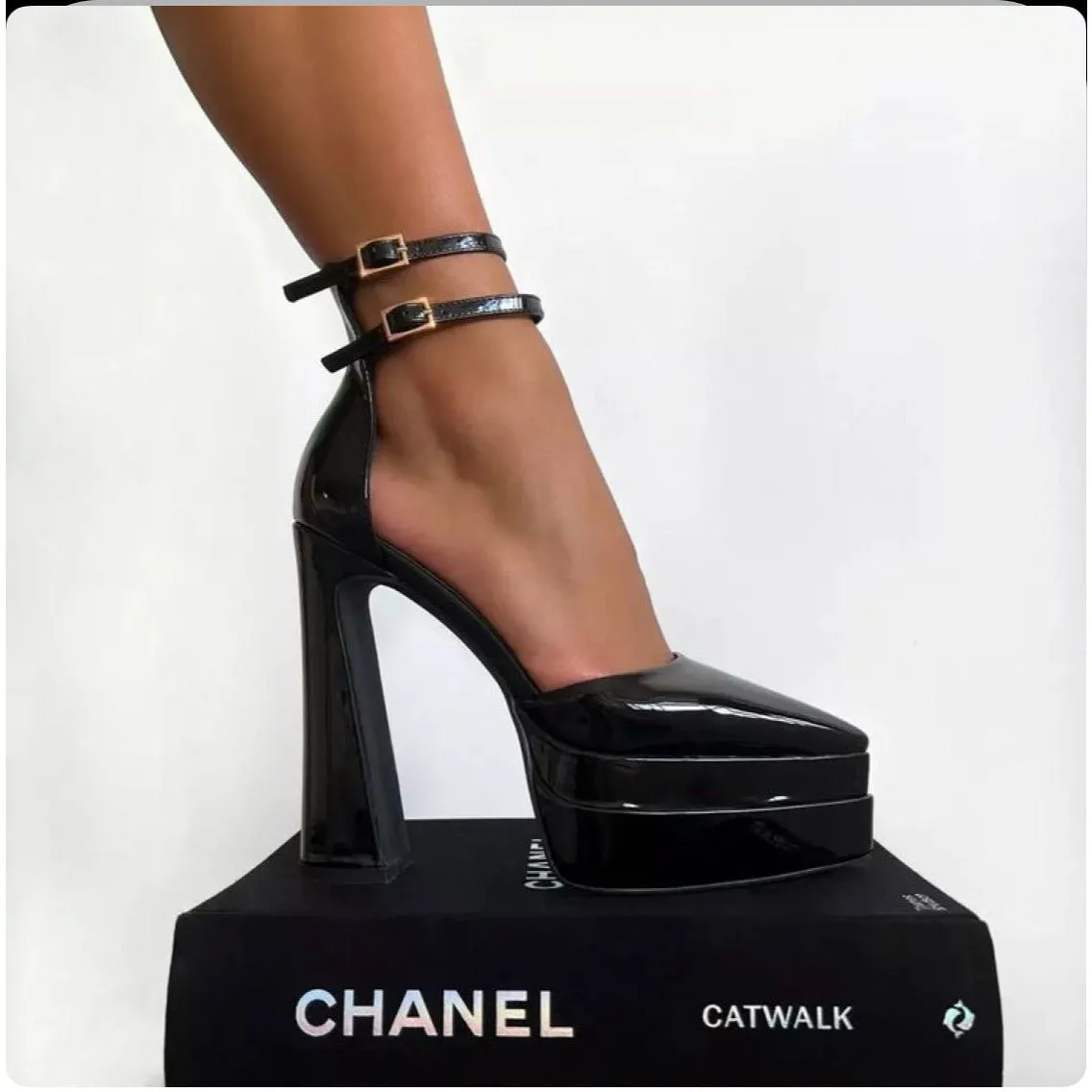 Chic Closed-Toe Platform High Heels