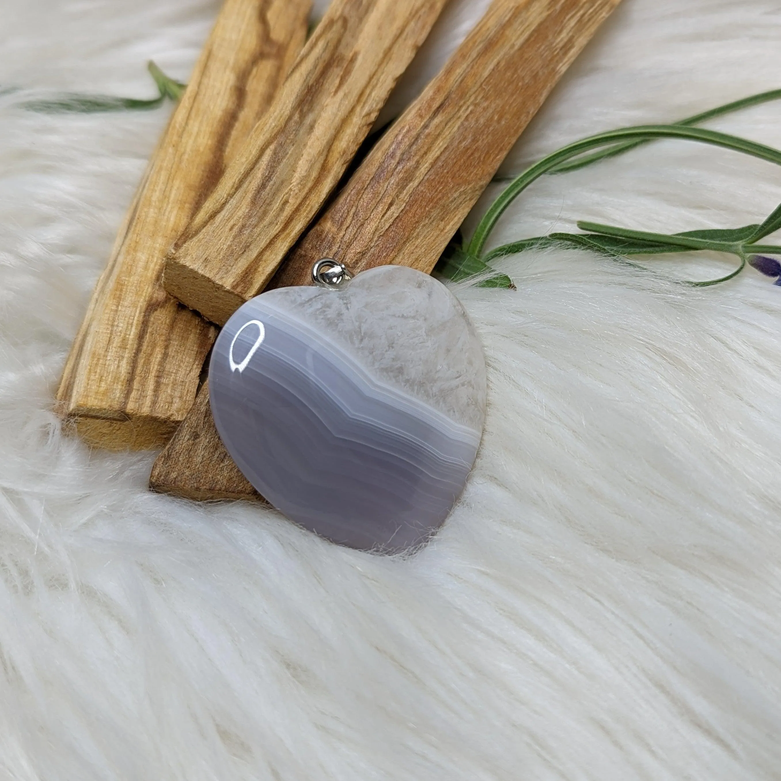 Creamy Soothing Blue Lace Agate Gemstone Heart Pendant (Includes Silver Chain)