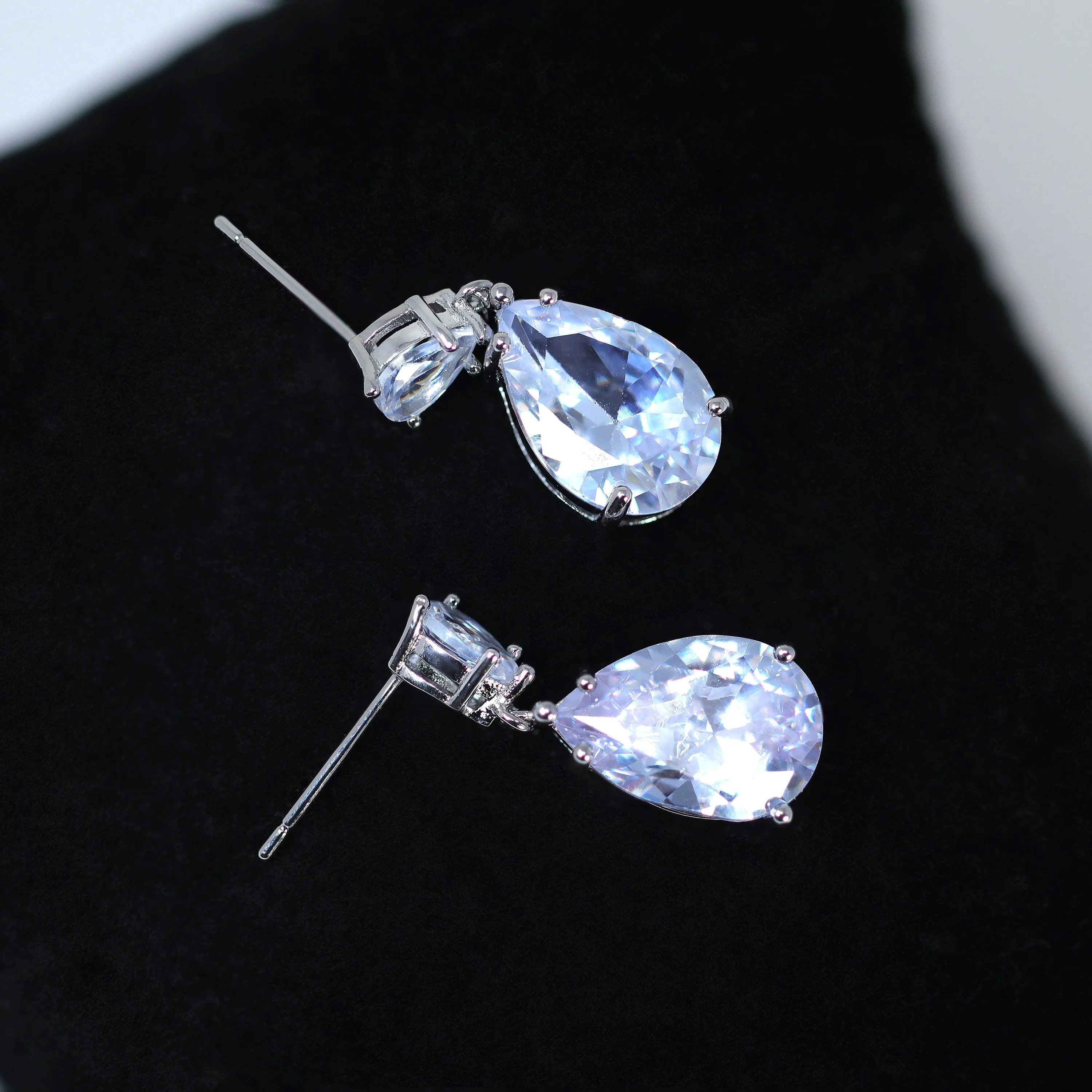 Diamond Drop Earrings, Crystal Earrings, Long Bridal Jewelry, Bridal Earrings, Crystal Bridal Earrings, Statement Earrings Cz