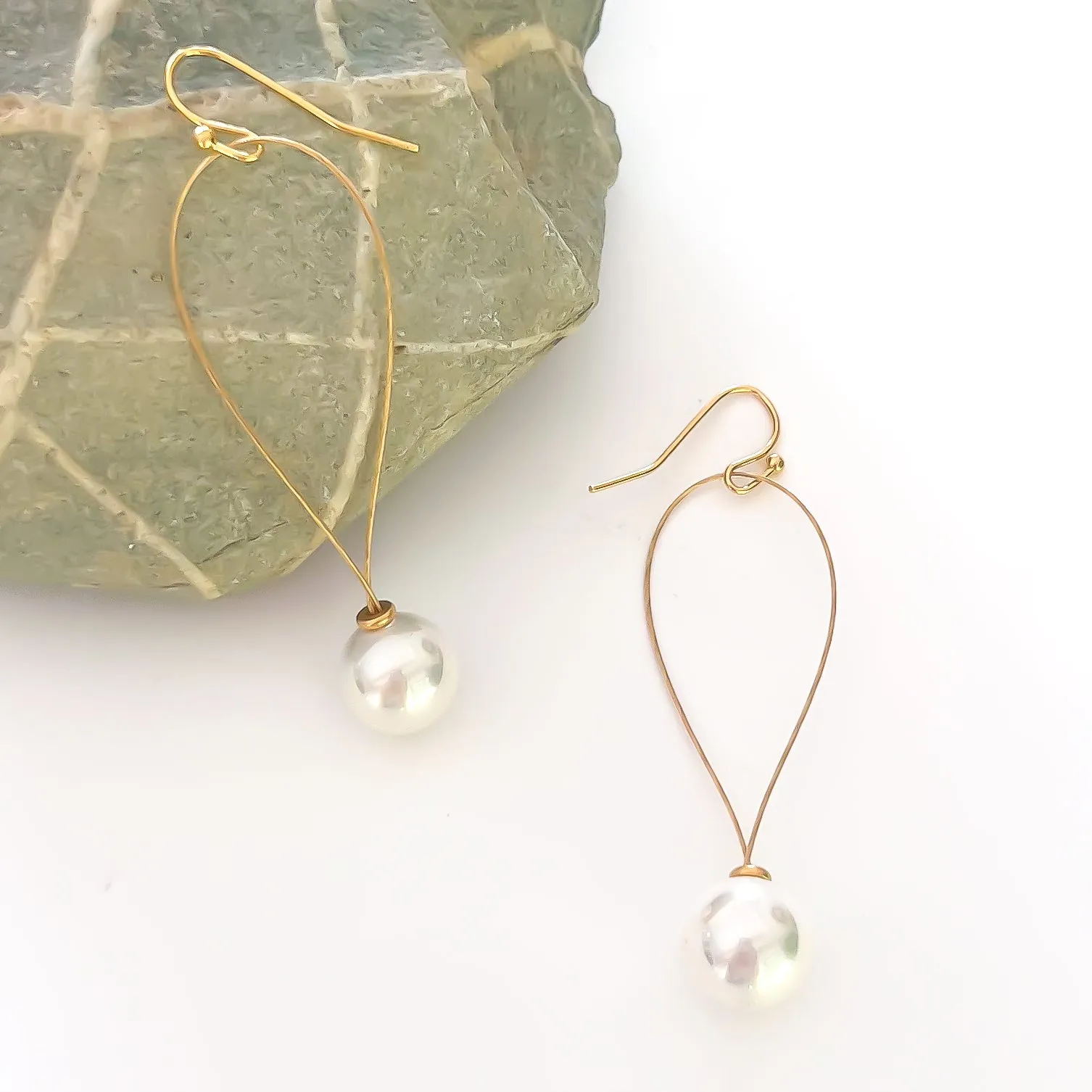 Drop Pearl Earrings - Gold