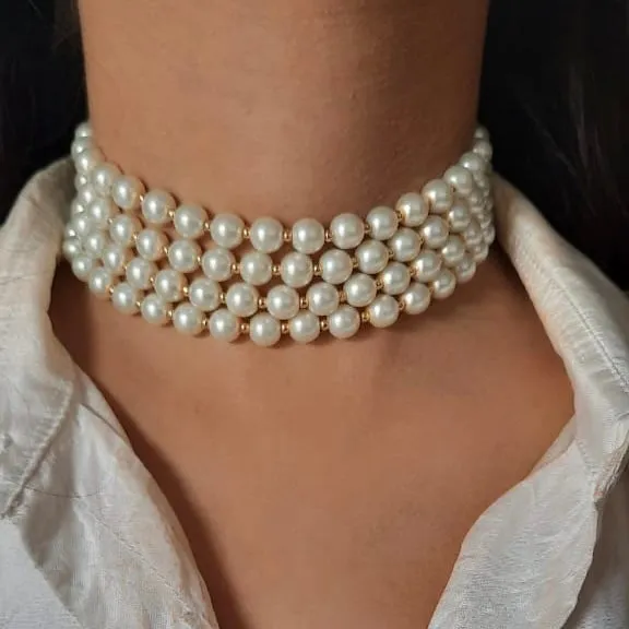 Estele - Classic White Pearl Four Line Universal Choker