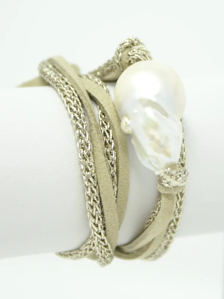 Eva Choker - Single White Baroque Pearl