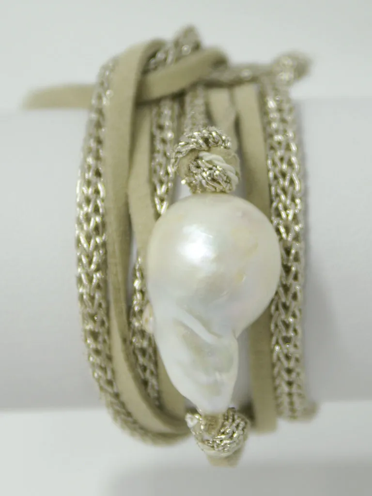 Eva Choker - Single White Baroque Pearl