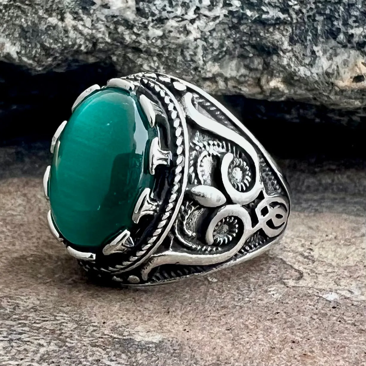 Green Stone - Scrollwork - R187