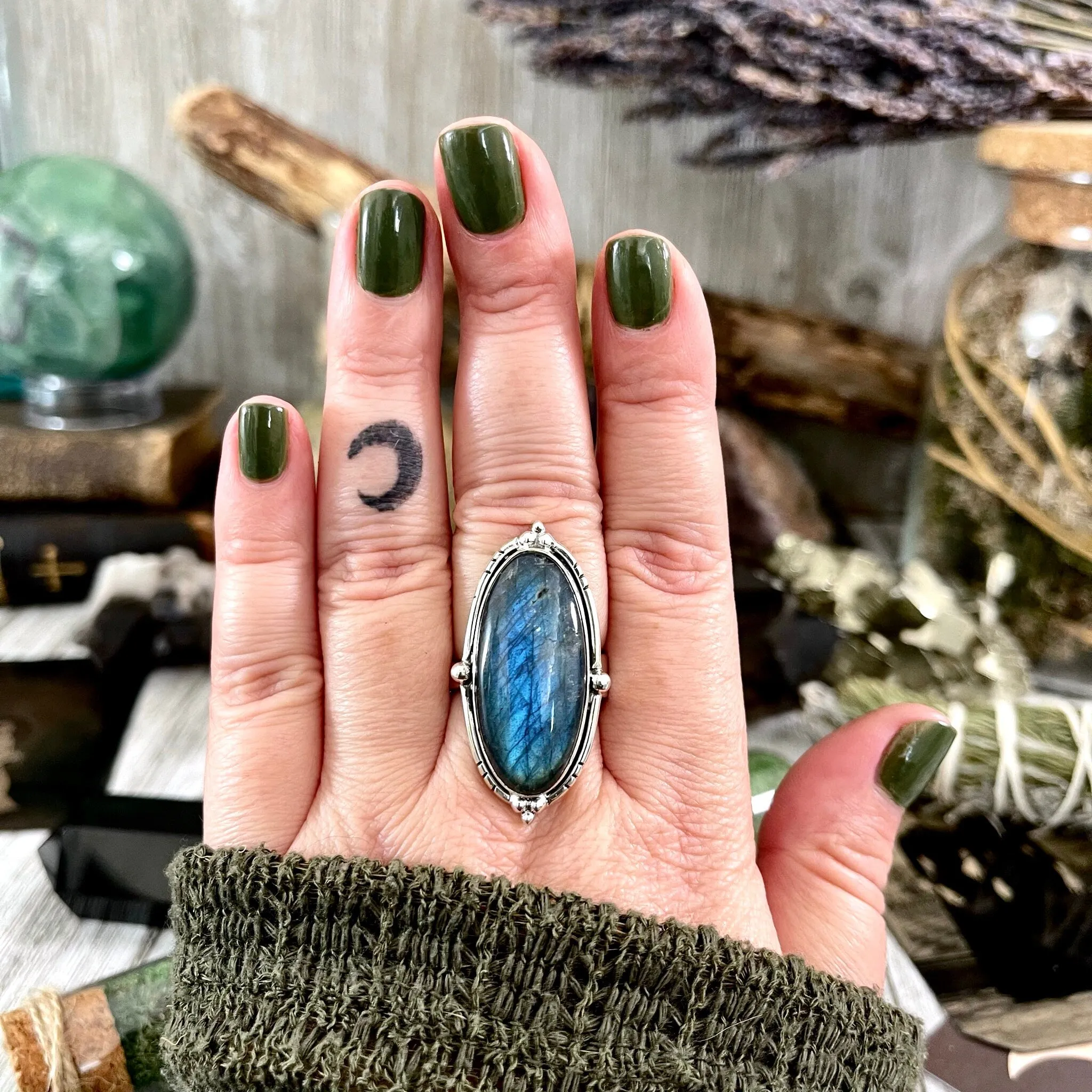 Labradorite Oval Crystal Statement Ring in Sterling Silver - Designed by FOXLARK Collection Adjustable to Size 6 7 8 9 | Blue Stone