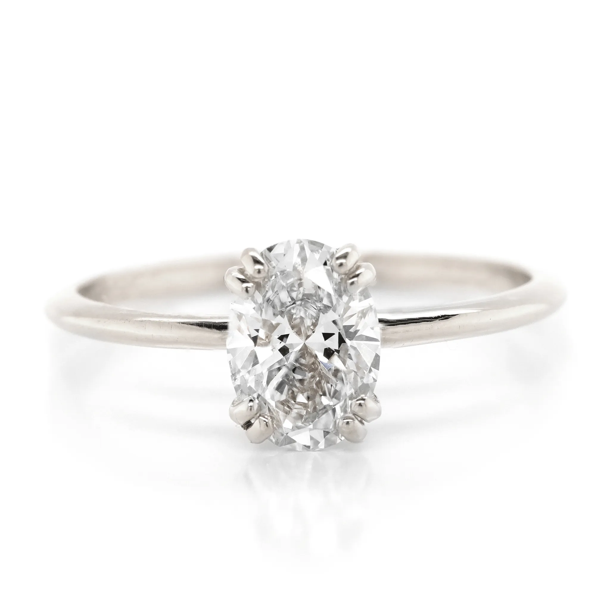 Oval Diamond Solitaire