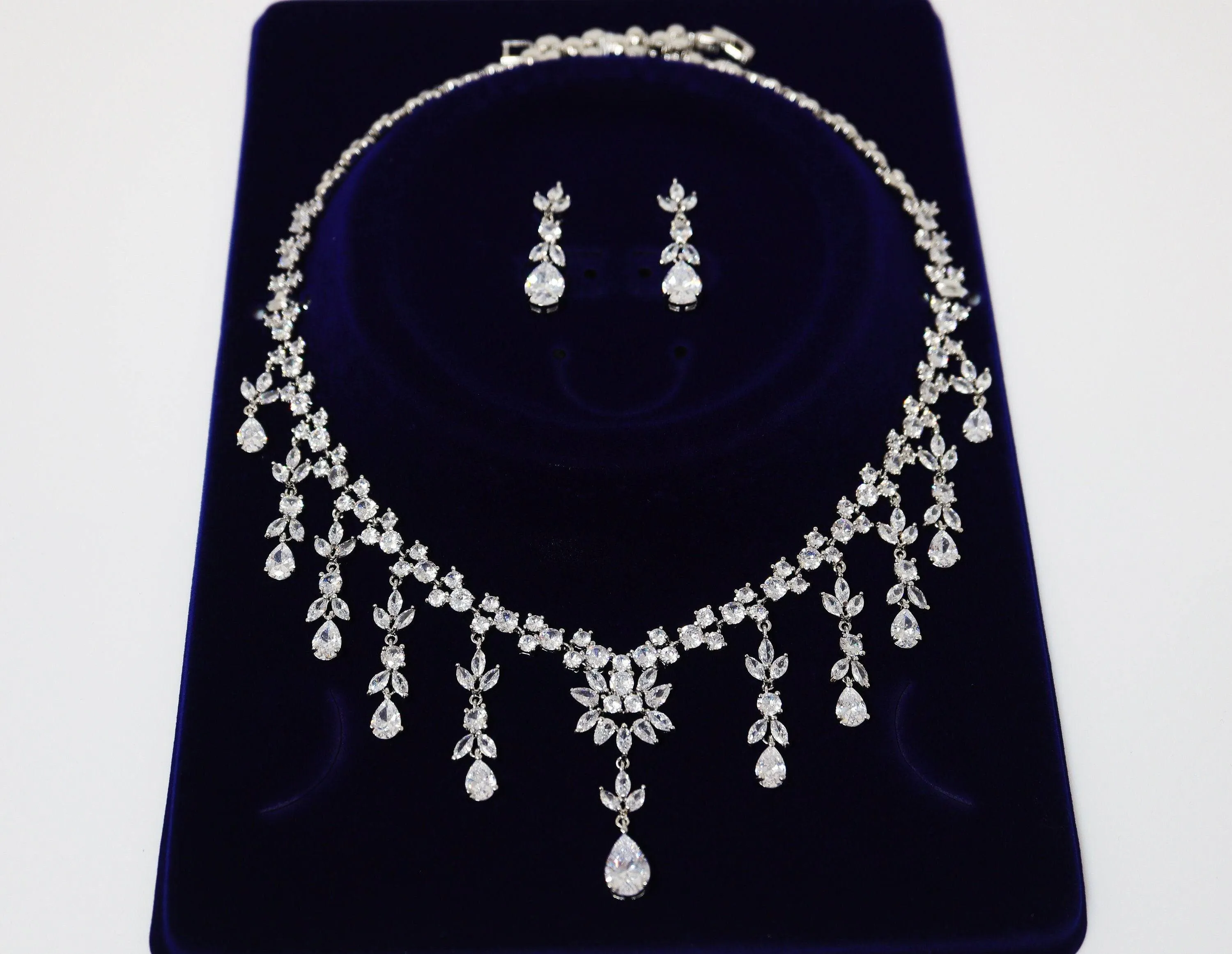 Swarovski Heavenly Floral Leaves Necklace set, Long Bridal Jewelry, Bridal Earrings And Necklace, Statement Earrings Cz Necklace Set.