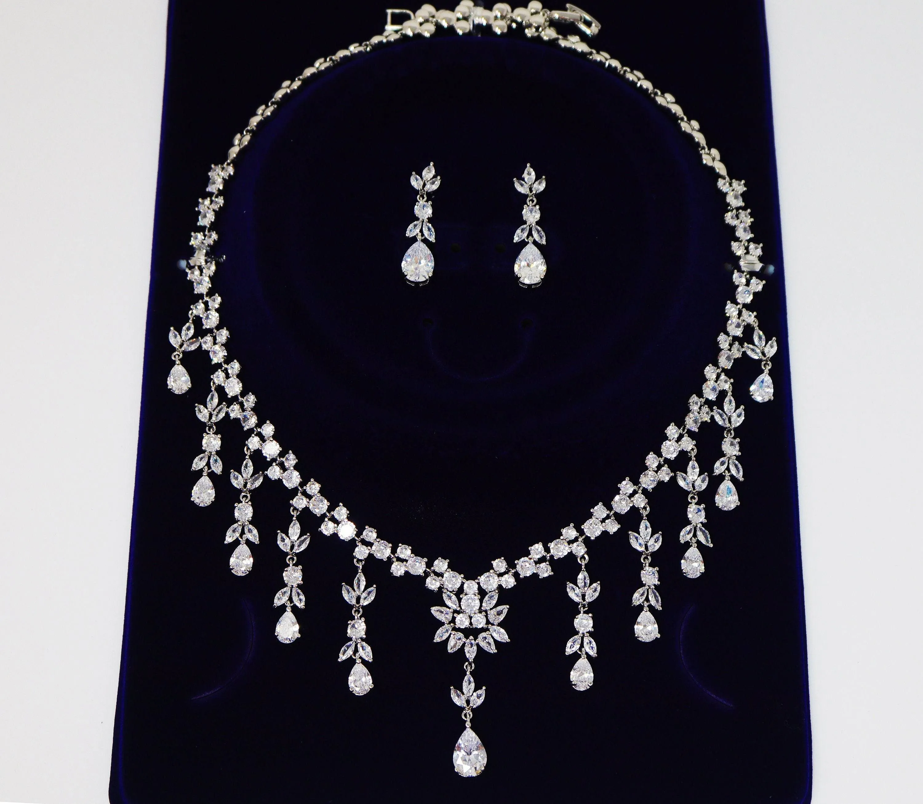 Swarovski Heavenly Floral Leaves Necklace set, Long Bridal Jewelry, Bridal Earrings And Necklace, Statement Earrings Cz Necklace Set.