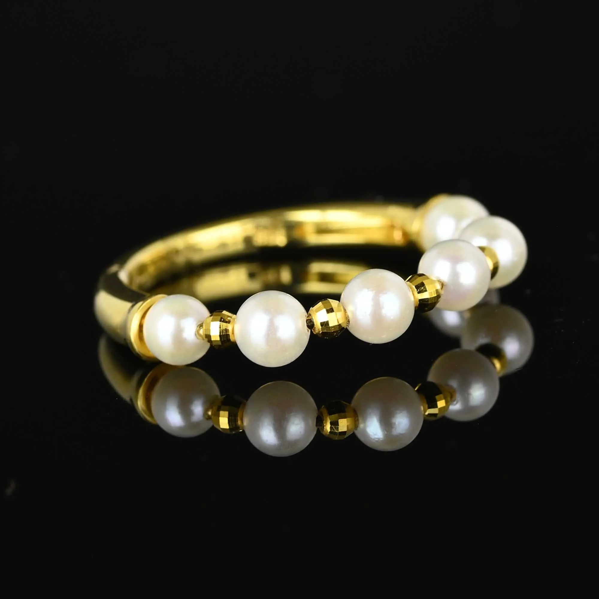 Vintage 18K Gold Half Hoop Pearl Ring